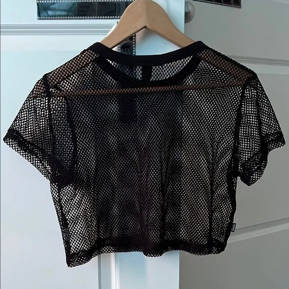 Black Mesh Crop Top - Picture 4 of 4